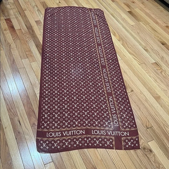 (( not authentic))NEW❤️LV Chiffon Shawl - Picture 16 of 17